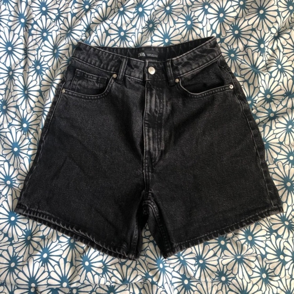 ZARA Denim Shorts Sz 4
